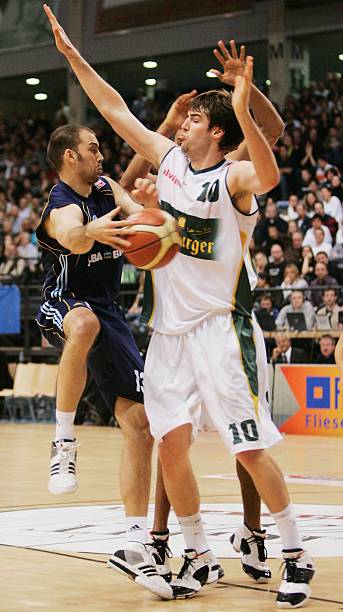 泰山队在确 泰山队在确